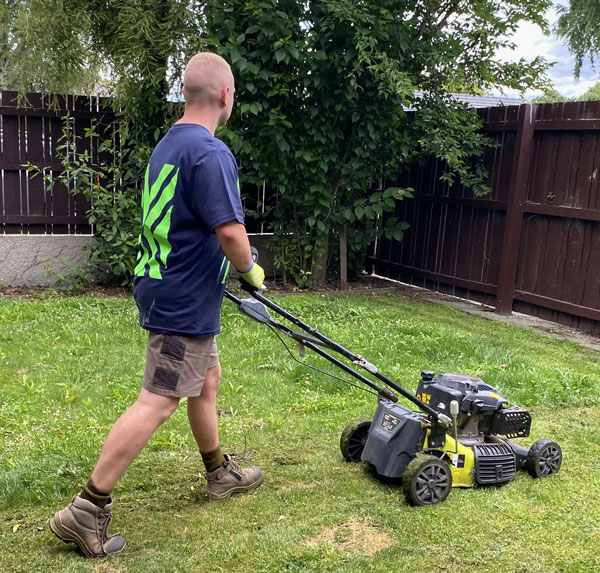Selwyn Lawn Services | Lawn Mowing, Gardening, Weed-eating | Christchurch